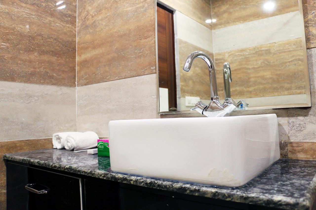 Hotel Neelam Moga Λουντιάνα Εξωτερικό φωτογραφία