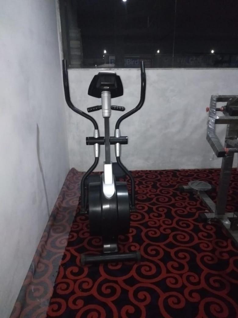 Hotel Neelam Moga Λουντιάνα Εξωτερικό φωτογραφία